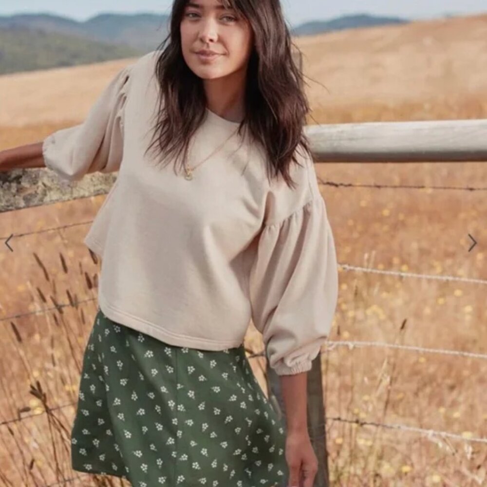 Marine Layer Cream Sweatshirt with puff sleeves size s